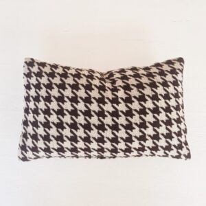 Houndstooth scatter cushion